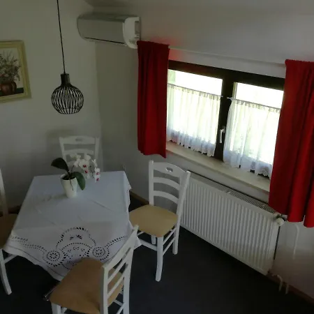 Apartment Fon